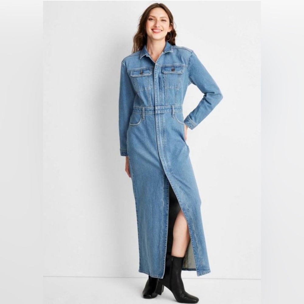 NWOT Universal Thread Jean dress size 2